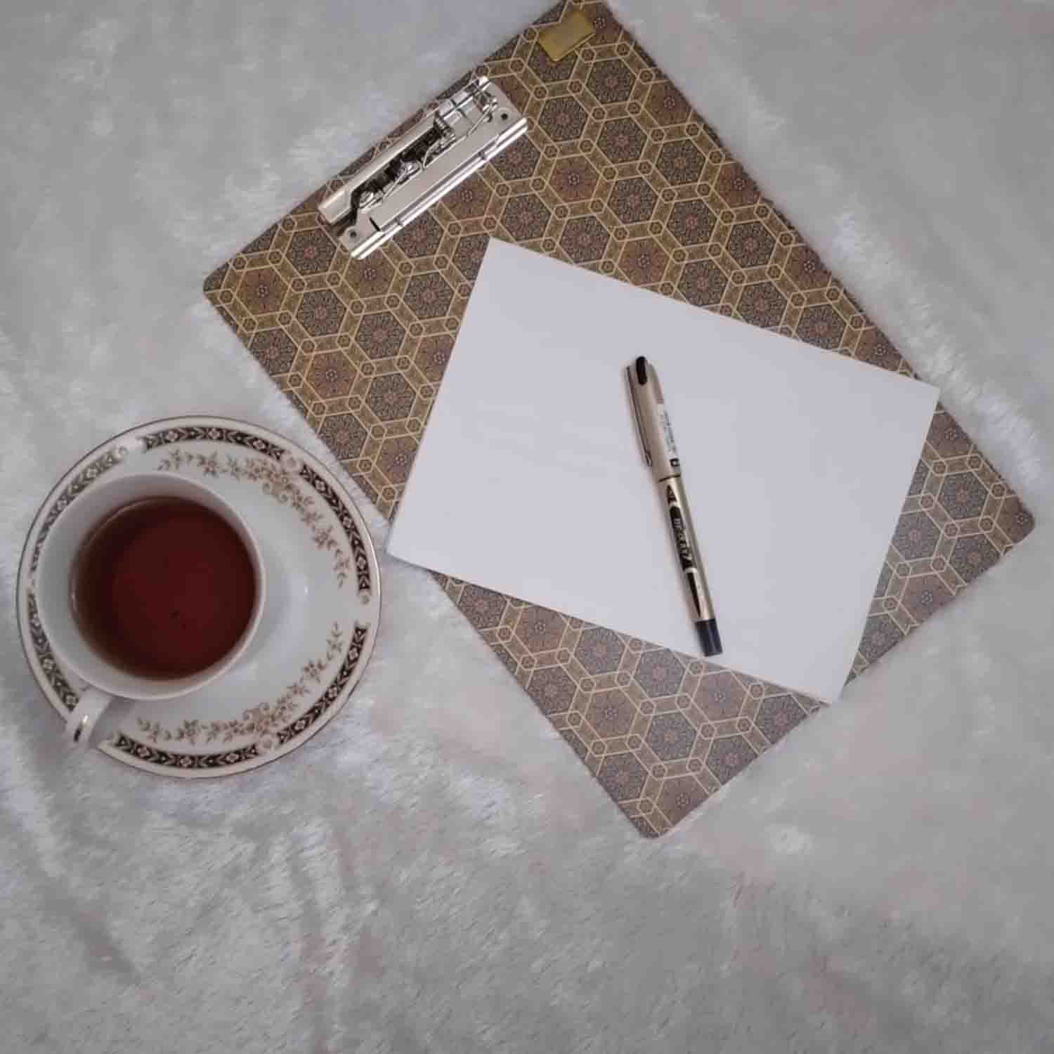 تخته شاسی A4 چوبی ارژن